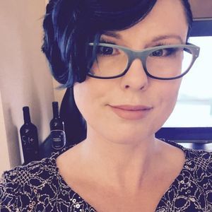 Meet your Posher, Tina